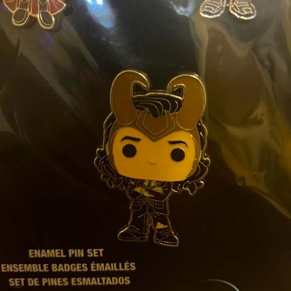 Marvel Enamel Pins - Picture 4 of 4